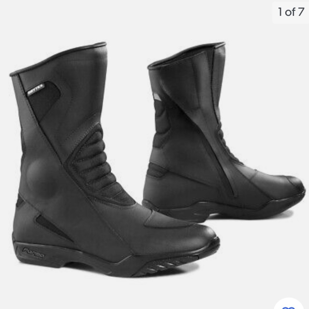 motorcycle boots